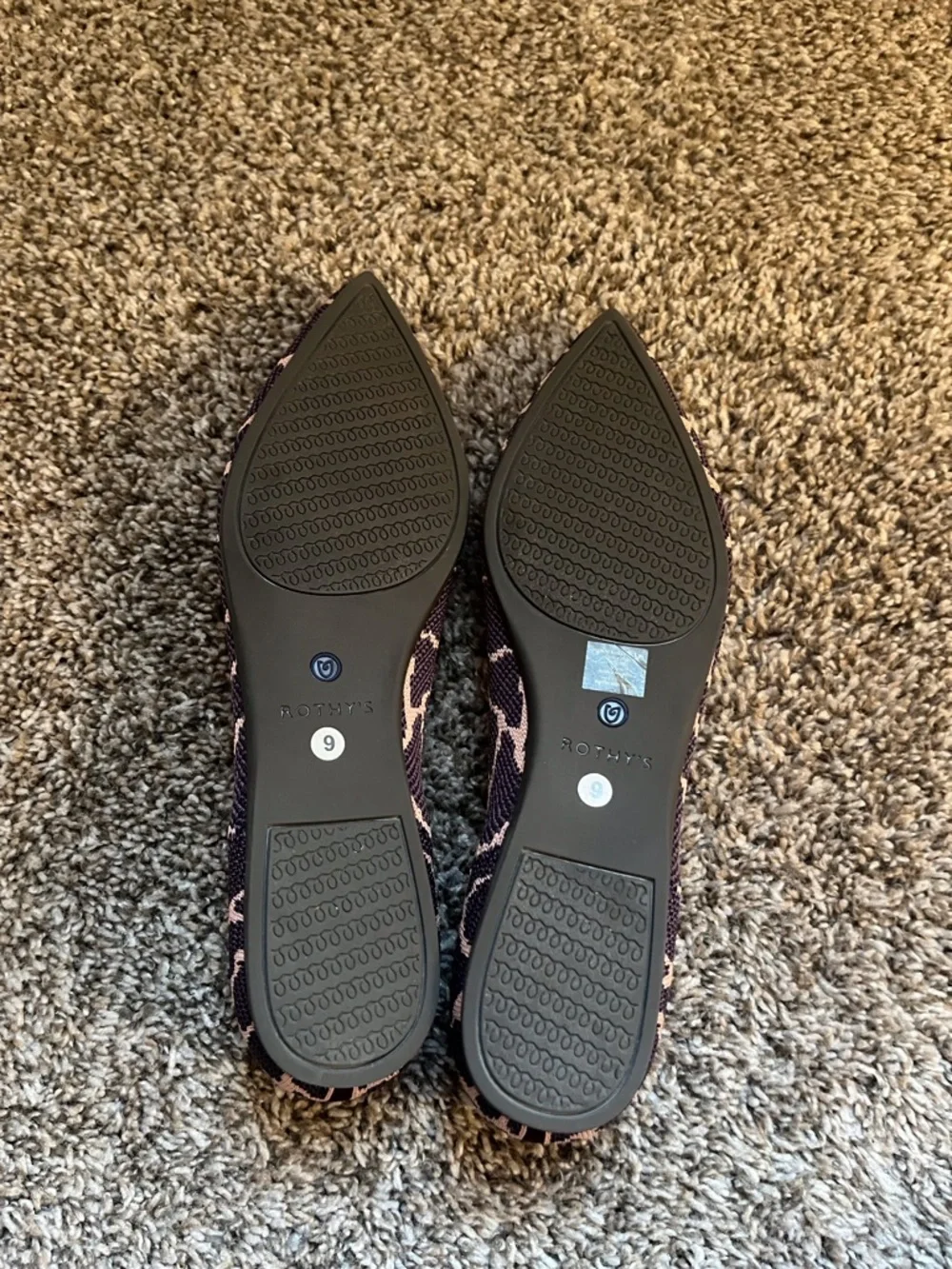 Rothy's The Pointe in Violet Giraffe Print, Size 9 - Picture 2 of 6